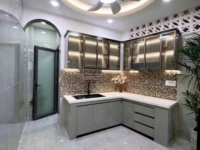 4,7 tỷ còn tl, quận 11,nhà hẻm lạc long quân 4tầng  3.5x10 3pn  mới đẹp vào ở ngay. 2