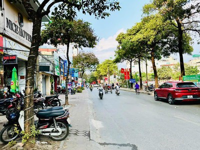 Nhà đẹp-cầu diễn-bắc từ liêm-thanh máy-oto-36m2x6t,mt 4m,6.7ty 0