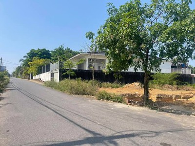 Cần bán gấp lô đất sổ riêng thổ cư 5 33 cạnh trường trịnh hoài đức 3