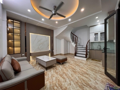 Chủ gửi bán nhanh phố mỹ đình nam từ liêm, 33m2, 5 tầng nhỉnh 6 tỷ. vị trí đẹp nhà đẹp 3 gác 1