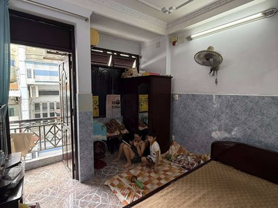 Nhà đườngnhà đường chấn hưng phường 6 tân bình. 4