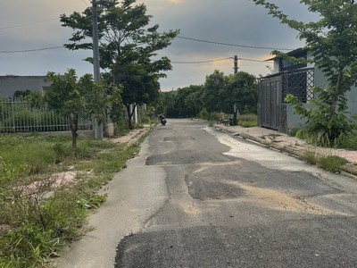Cần bán gấp lô đất sổ riêng thổ cư 5 33 cạnh trường trịnh hoài đức 1