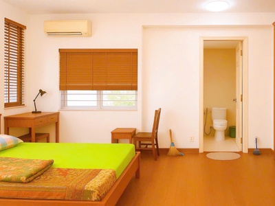 Bán nhà cách mạng tháng tám, quận 3, dt 5.2 x 18 m, hẻm xe hơi, giá 25 tỷ 1