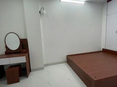 Cần bán nhà la thành 41m2 4 tầng, mặt tiền7m giá 8.6 tỷ đống đa hà nộiộ 1