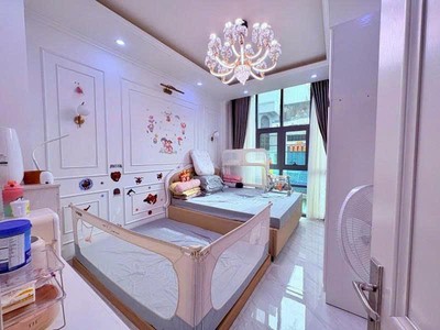 Bán hxh âu cơ    phường 10, tân bình  35m2 - 6 tỷ 1