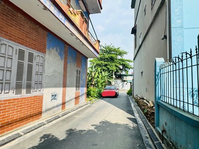 Siêu hiếm cổ miếu -thụy lâm- ô tô ngủ trong đất.giá chỉ 3 tỷ 1