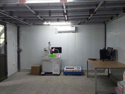 Bán nhà lô góc cổ linh-bát khối, 94m, mặt tiền 8.5m, ngõ thông, ôtô tránh, kinh doanh 2
