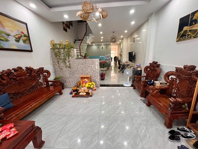 Bán nhà mặt phố hiệp bình phước, thủ đức, 133m , 10.35  tỷ, 4pn, 4wc 0