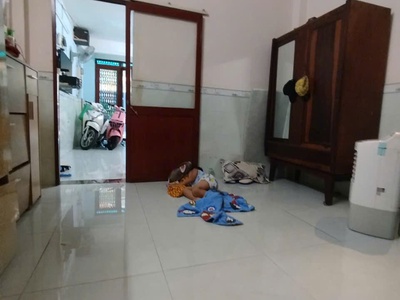 Nhà cũ tiện xây mới 62m2 gần đường chính tạ quang bửu quận 8 1