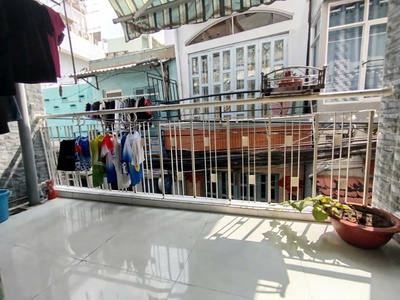 Nhà cũ tiện xây mới 62m2 gần đường chính tạ quang bửu quận 8 2