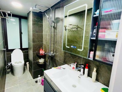Siêu phẩm quận cầu giấy - 10m ra mặt phố - khu vực hiếm nhà bán - phân lô quân đội. 4