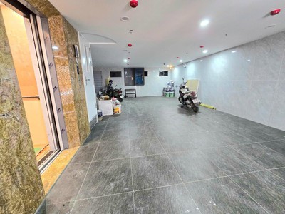 Bán gấp chdv nơ trang long - hẻm ô tô -75m2  4x18m  - 6 tầng -13 chdv cho thuê -dt 55tr / tháng 0