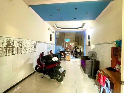 Bán nhà hòa hảo quận 10 giá tốt, 4 tầng 40m2 với giá 6.3 2