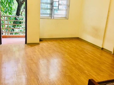 Cho thuê phòng - dt,30m2 khép kín- giá 3.5 tr - bắc từ liêm - gần học viên tài chính 0