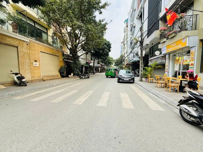 Bán nhà hoàng quốc việt, phân lô, ôtô tải tránh, vỉa hè kinh doanh, 55m2 chỉ 16 tỷ 480 3