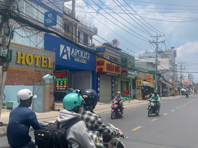 Hạ giá sốc   nhà mt nguyễn ảnh thủ, q.12   giảm từ 16 tỷ còn 12.99 tỷ 2
