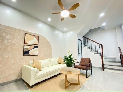 Nguyễn lương bằng-đống đa-nhà đẹp-5 tầng-dt 43 m2 giá chỉ 7.5 tỷ 2