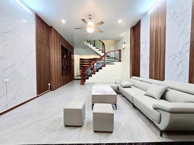 Bán gấp nhà vương thừa vũ mặt ngõ thông ô tô tránh kinh doanh, 48m, 13.5 tỷ. 2