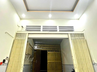 Bán nhà 2 tầng góc 2 mặt tiền ttn 02 quận 12 kinh doanh đa ngành  4m x 15m giá rẻ 5,x tỷ 2