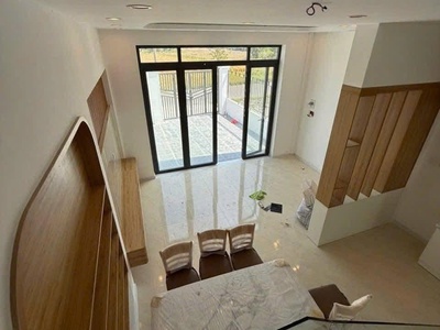 Dọn Vào Ở Ngay Căn Nhà Đẹp Ngay Phố Thương Mại Cần Đước 3
