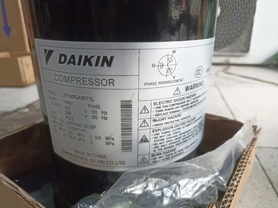 Máy nén lạnh Daikin JT160GABY1L. 1