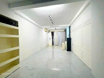 Cho thuê nhà MT Trần Thiện Chánh gần 3/2, Sư Vạn Hạnh, P12, Q10. Trệt, lầu, 4x20 chỉ 38tr 1