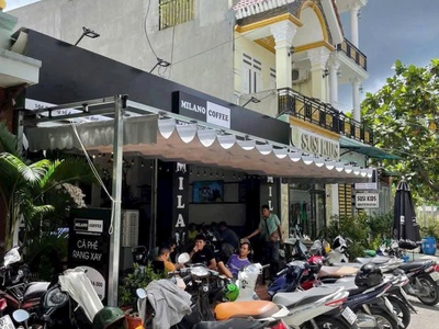 Bán Gấp Nhà Mặt Tiền KD VIP 8x25 Khu Tái Định Cư Big C Dĩ An 1