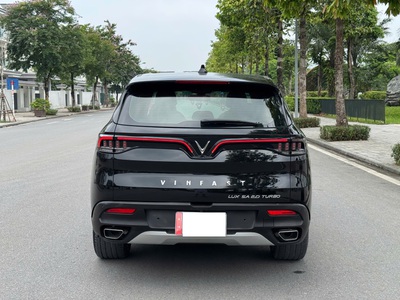 Chính chủ bán xe Lux SA 2020 Base 5