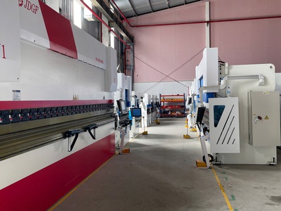 Máy chấn NC - CNC 0