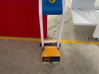Máy chấn NC - CNC 11