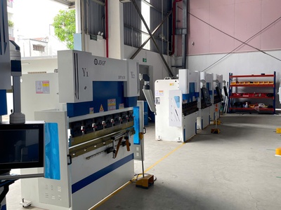 Máy chấn NC - CNC 5