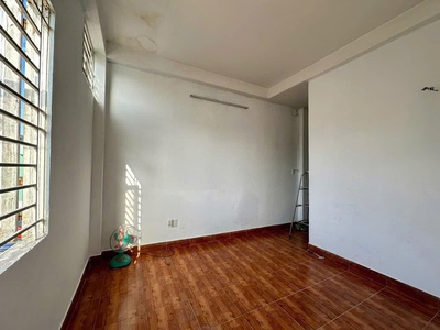 Chung cư Phan Xích Long, P7, PN: 65m2, 2p ngủ, ban công, 10tr/tháng 2