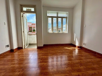 Chung cư Phan Xích Long, P7, PN: 65m2, 2p ngủ, ban công, 10tr/tháng 3