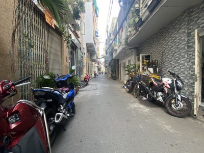 Phường 9 tân bình - xe tải đậu trước nhà - 3 tầng đúc btct - hẻm thông - kinh doanh sầm uất - chỉ 4