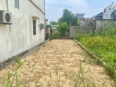 Chính chủ gửi cần bán lô đất xâm xuyên, hồng vân thường tín. 1