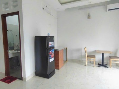 Quá vip dt hiếm:  5x17    85m2 x 4 tầng -hxh 4.5m, gần cv là̀ng hoa, chợ hạnh thông tây, 4