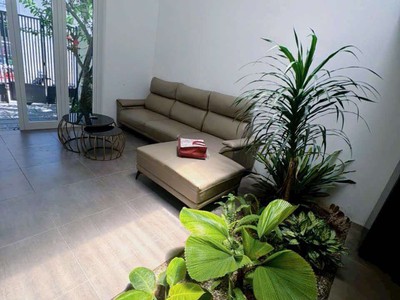 Cho thuê nhà 2 tầng 3pn chế lan viên sát võ nguyên giáp, đà nẵng 1