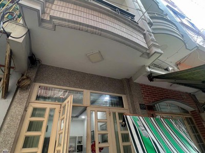 Chỉ 5 tỷ hơn,nhà hẻm 4m tràn bình trọng q5-32m,3tầng,3pn shr,hoàn công đủ 0