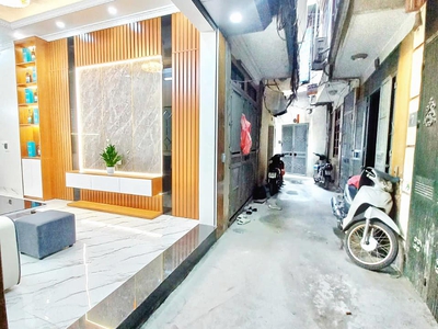 Nhà đẹp, lô góc kim ngưu, hai bà trưng, full nội thất, gần chợ ngõ vào rộng diện tích 25m2 giá 5.4 0