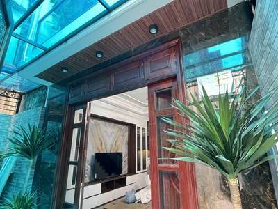 Bán nhà dương văn bé   2 thoáng   ngõ nông thông    57m  - 5.5m mt   11.2 tỷ 0