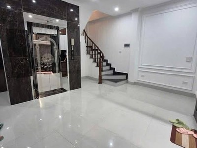 Đồng cổ,tây hồ, hà nội -thang máy 7 tầng - 10m ra phố - ô tô tránh -  giá 11.5 tỷ 0
