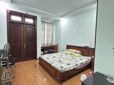 Bánnhà mt đẹp gòvấp 90m , 4lầu, giá11tỷ2 thương lượng, gần chợ an nhơn 3