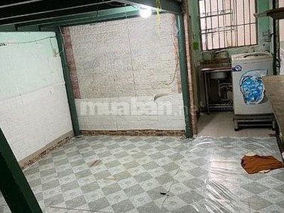 Phòng trọ cho thuê tại trung tâm quận 10 , dt 35m2, có gác lửng, thuận tiện đi làm đi học 1