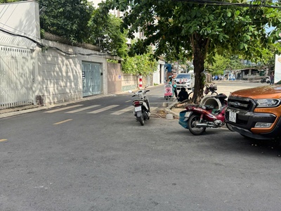 Bán 2 lô góc mt gò cẩm đệm   p10, tân bình  vài bước ra công viên 1