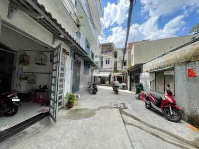 Bán nhà riêng 90m2 - hẻm xe hơi 5m đường đỗ nhuận, q. tân phú 0