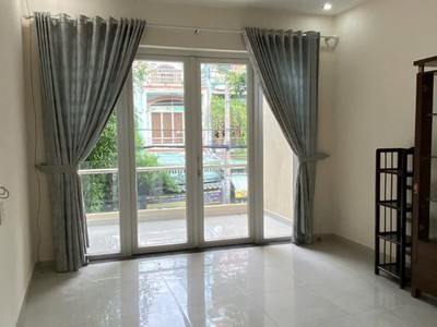Bán nhà mặt tiền nguyễn trọng tuyển, phường 2, tân bình  chợ phạm văn hai 0