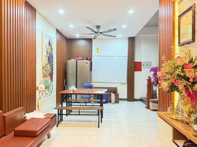 Nhà đẹp ở lê đức thọ   6 tầng - lô góc   cách phố 20m   sổ nở hậu   nhà mới xây, chủ thiện trí . 3