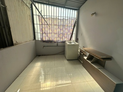 Cho thuê nhà 1 trệt 3 lầu full nội thất, 160m2, 4pn, hẻm rộng 7m, đ.thới an 28, q.12 3