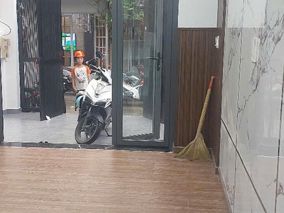 Bán nhà đẹp mới toanh sau lưng chung cư cbd coop mark đồng văn cống, gần trung tâm hành chính tp 0