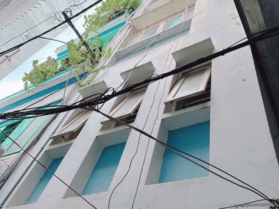 --- bán nhà 12/6 bùi viện q1 kết cấu 5 lầu giá 5 tỉ 300 tr chính chủ bán 2
